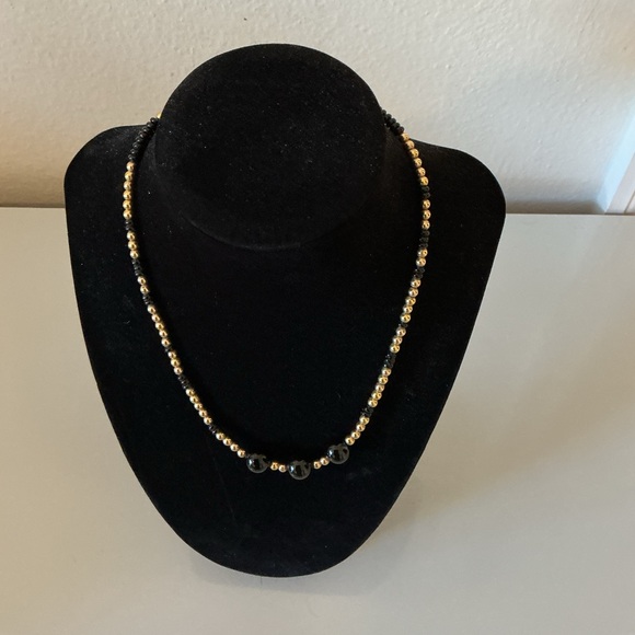 Gold bead and onyx necklace approximately “17” long, lobster claw clasp - Picture 1 of 4